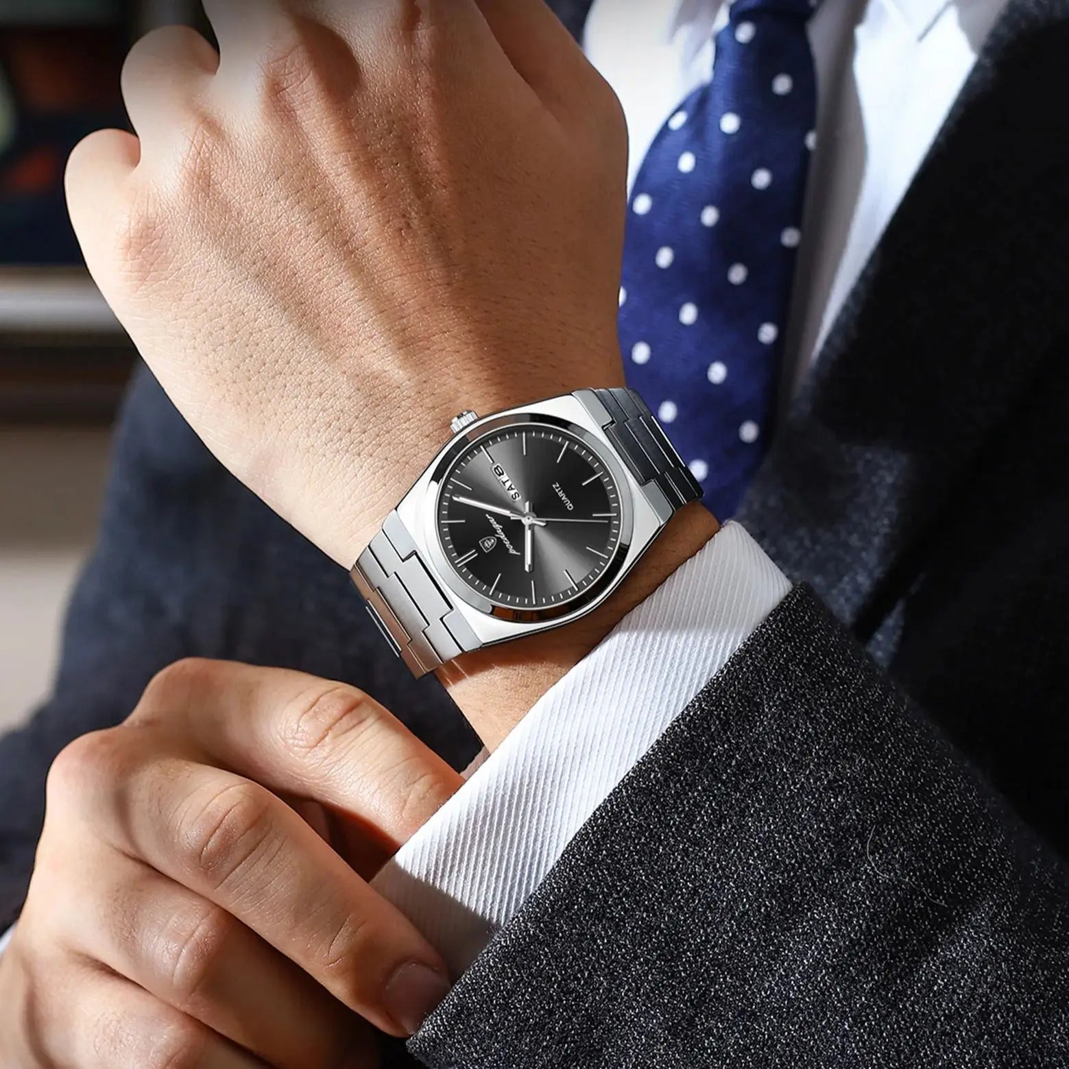 POEDAGAR Luxury Men's Quartz Wristwatch Waterproof Luminous Date Week Man Watch Stainless Steel Business Fashion Watches For Men