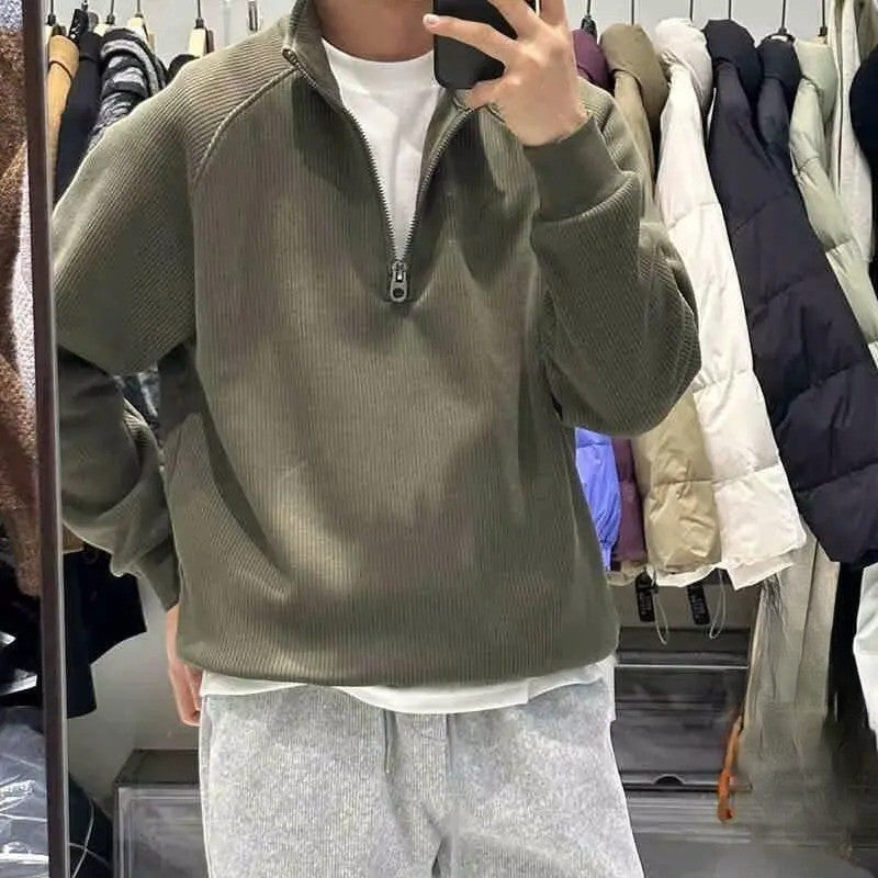 Men’s Textured Stand